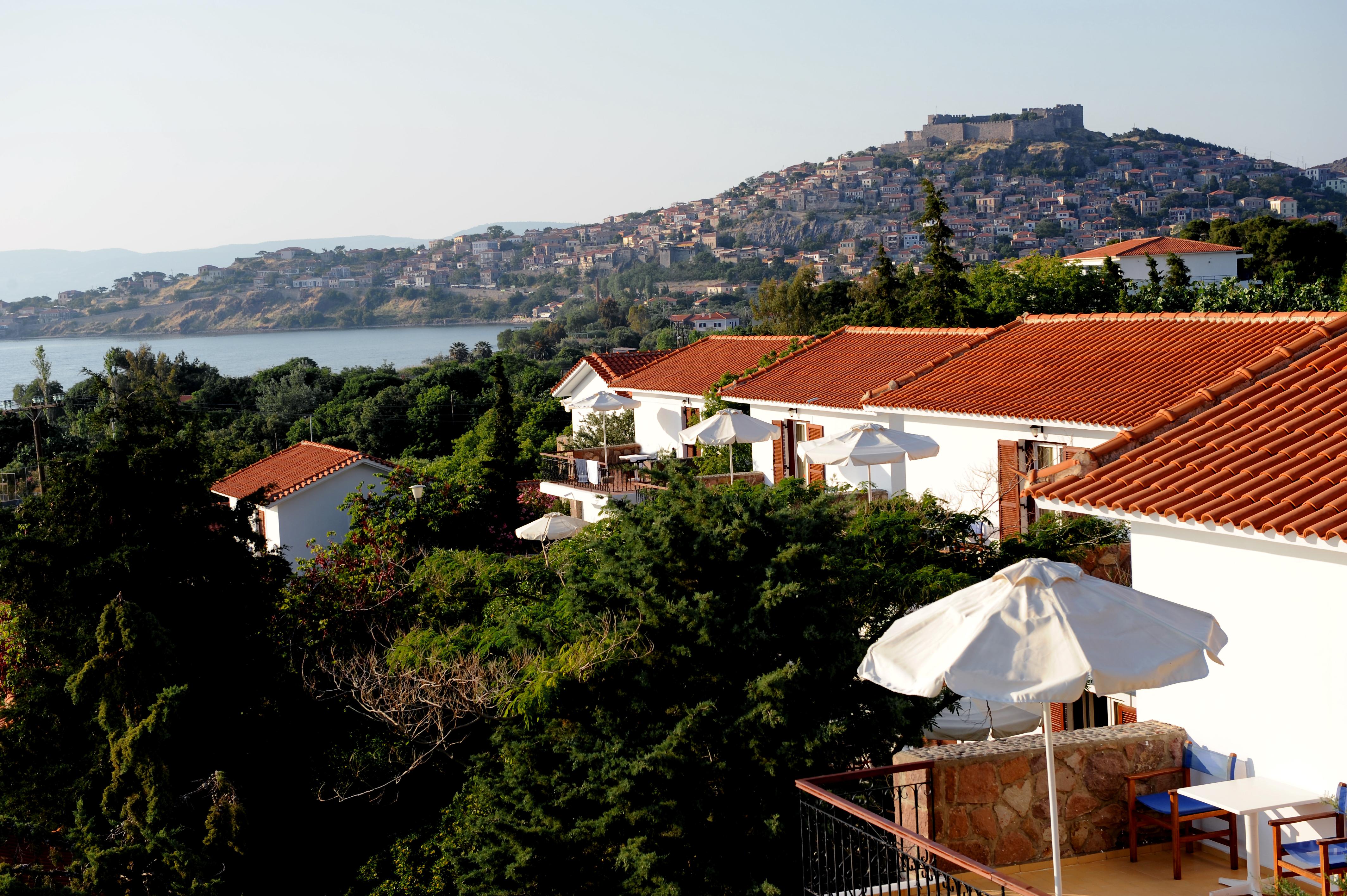 Delfinia Hotel & Bungalows Mythimna Exterior photo